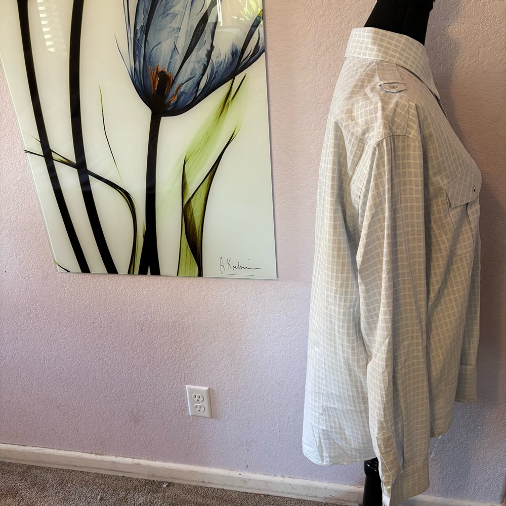 shirt size XL - Picture 3 of 7